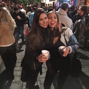 Meet your Posher, Sandy